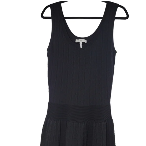 ❗️SALE ❗️Sandro Paris Black Knit Sleeveless Sweater Dress Size 3 - Picture 3 of 10